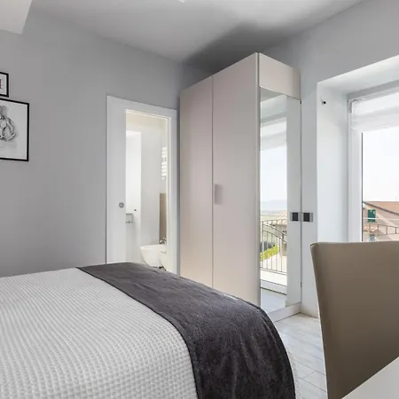 Acquaviva With Panoramic, Private Pool And Gym - By Posarellivillas Villa