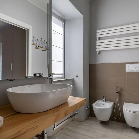 Acquaviva With Panoramic, Private Pool And Gym - By Posarellivillas Villa