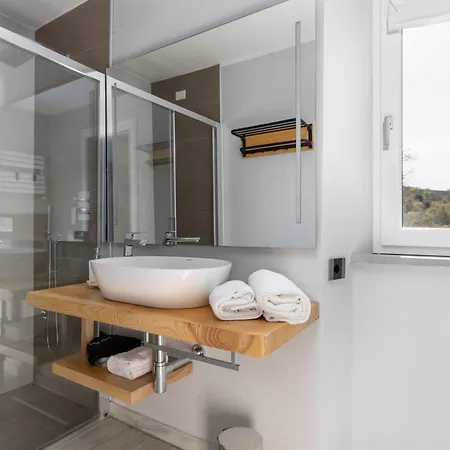 Acquaviva With Panoramic, Private Pool And Gym - By Posarellivillas Villa *