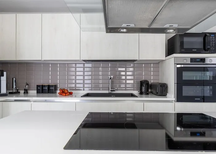 Acquaviva With Panoramic, Private Pool And Gym - By Posarellivillas Villa *